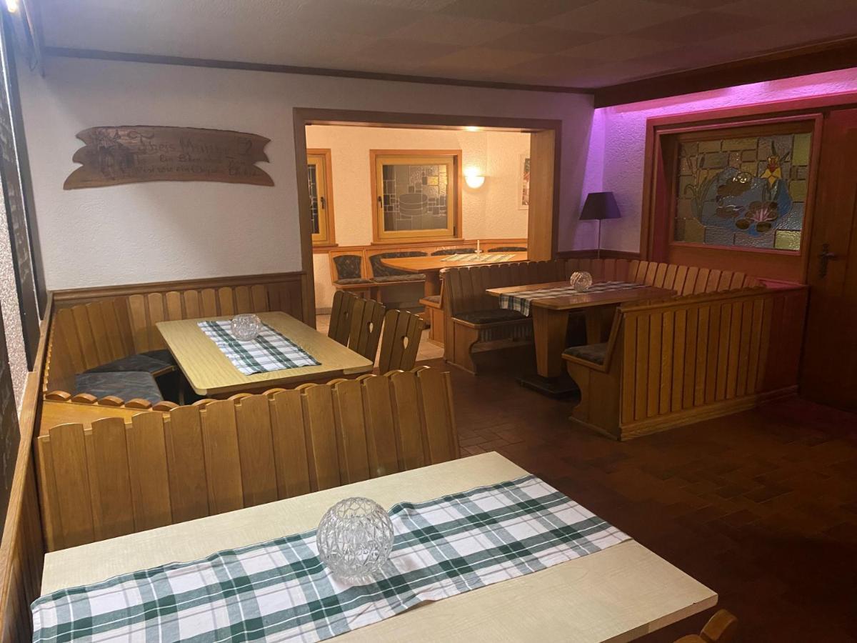 Hotel-Restaurant Theis-Muehle Biersdorf Exterior foto